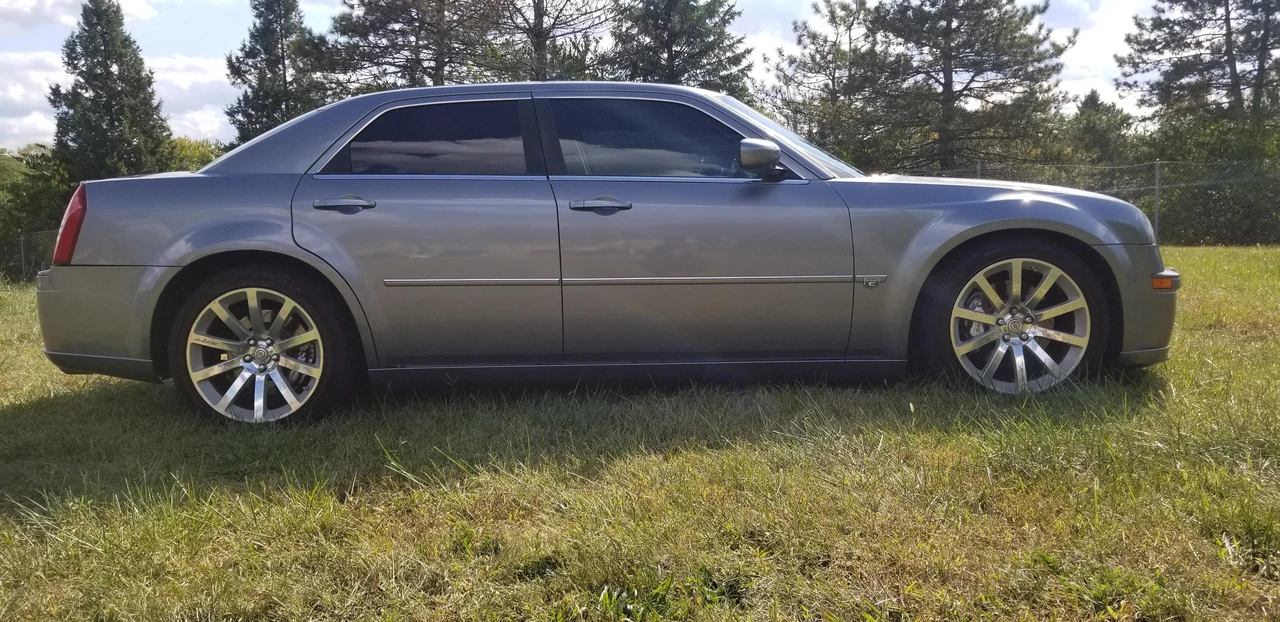 2006 Chrysler 300 (2005-2023) - Image 25 of 31