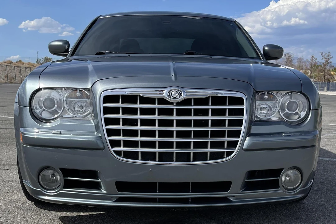 2006 Chrysler 300 (2005-2023) - Image 2 of 16