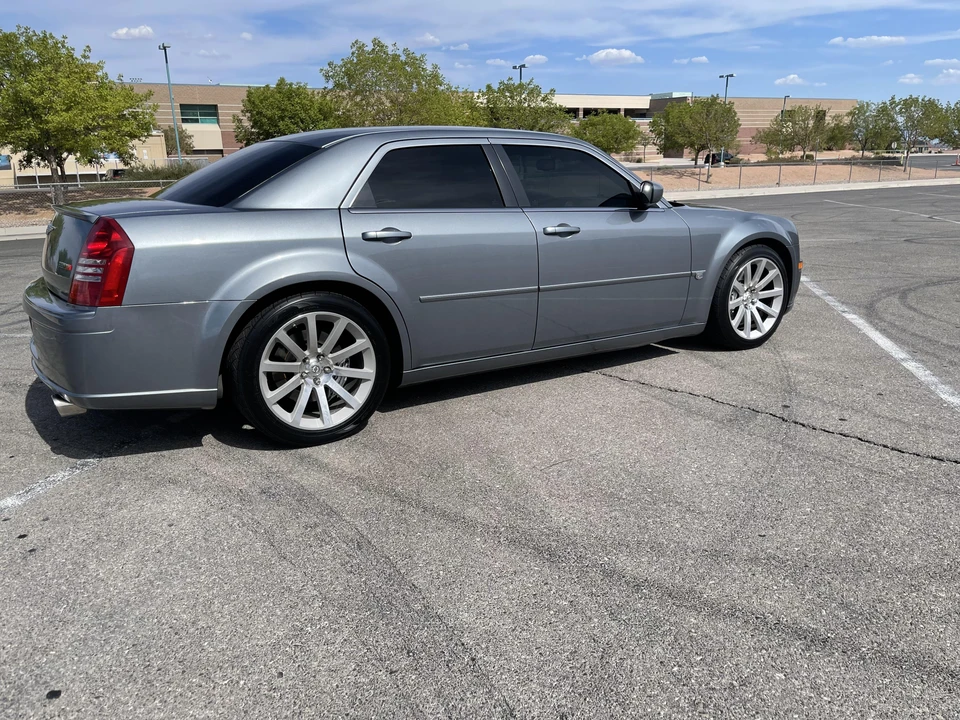 2006 Chrysler 300 (2005-2023) - Image 12 of 16