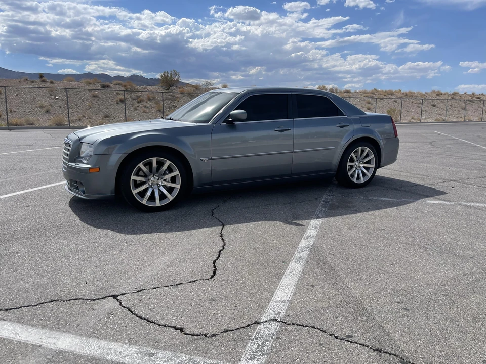 2006 Chrysler 300 (2005-2023) - Image 6 of 16