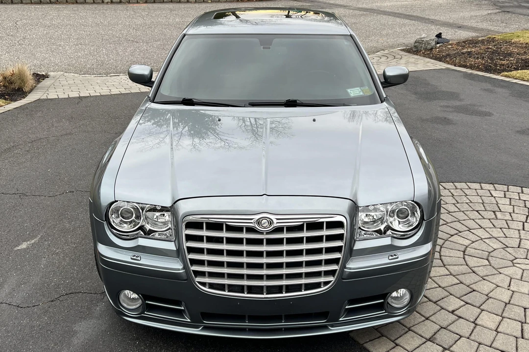 2006 Chrysler 300 (2005-2023) - Image 2 of 31