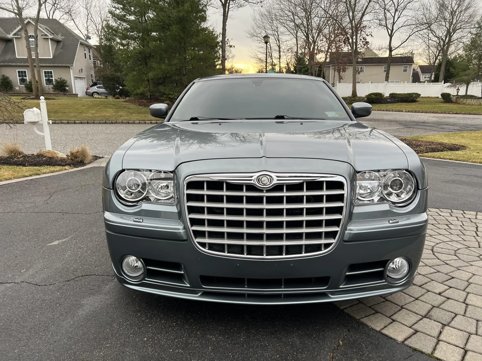 2006 Chrysler 300 (2005-2023) - Image 6 of 31