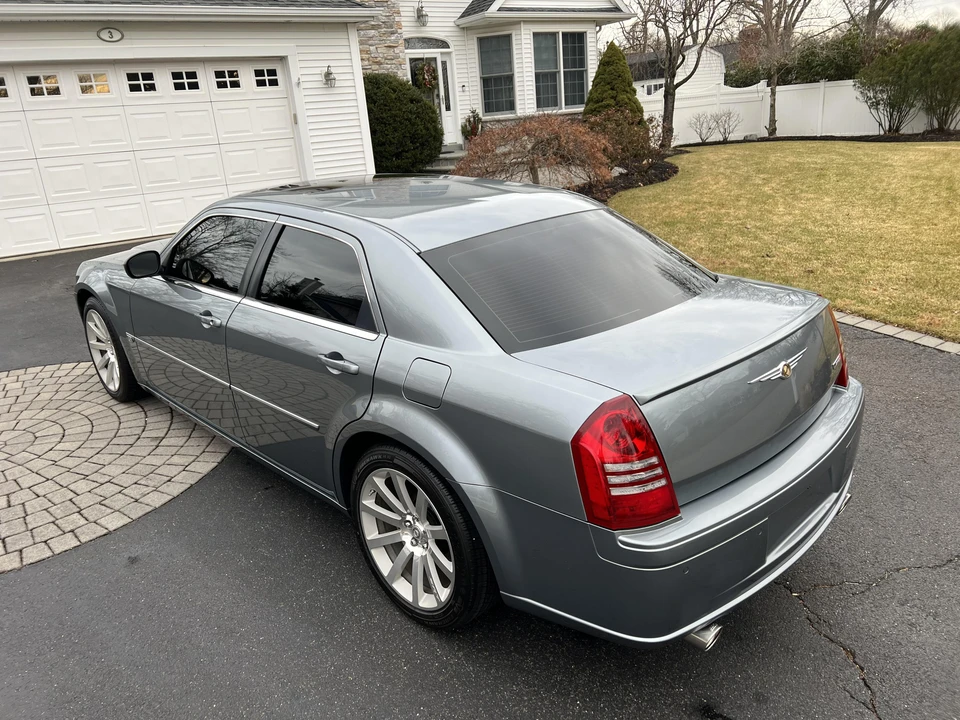 2006 Chrysler 300 (2005-2023) - Image 16 of 31