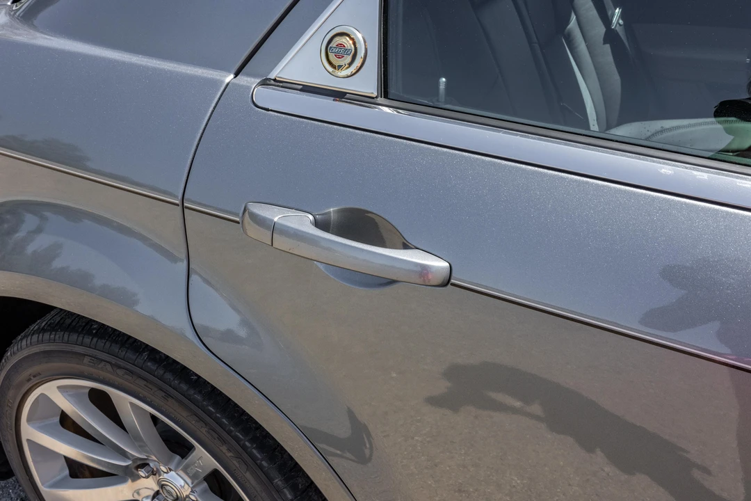 2006 Chrysler 300 (2005-2023) - Image 24 of 31