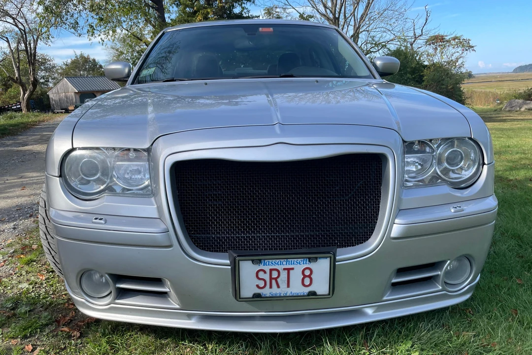 2006 Chrysler 300 (2005-2023) - Image 2 of 31