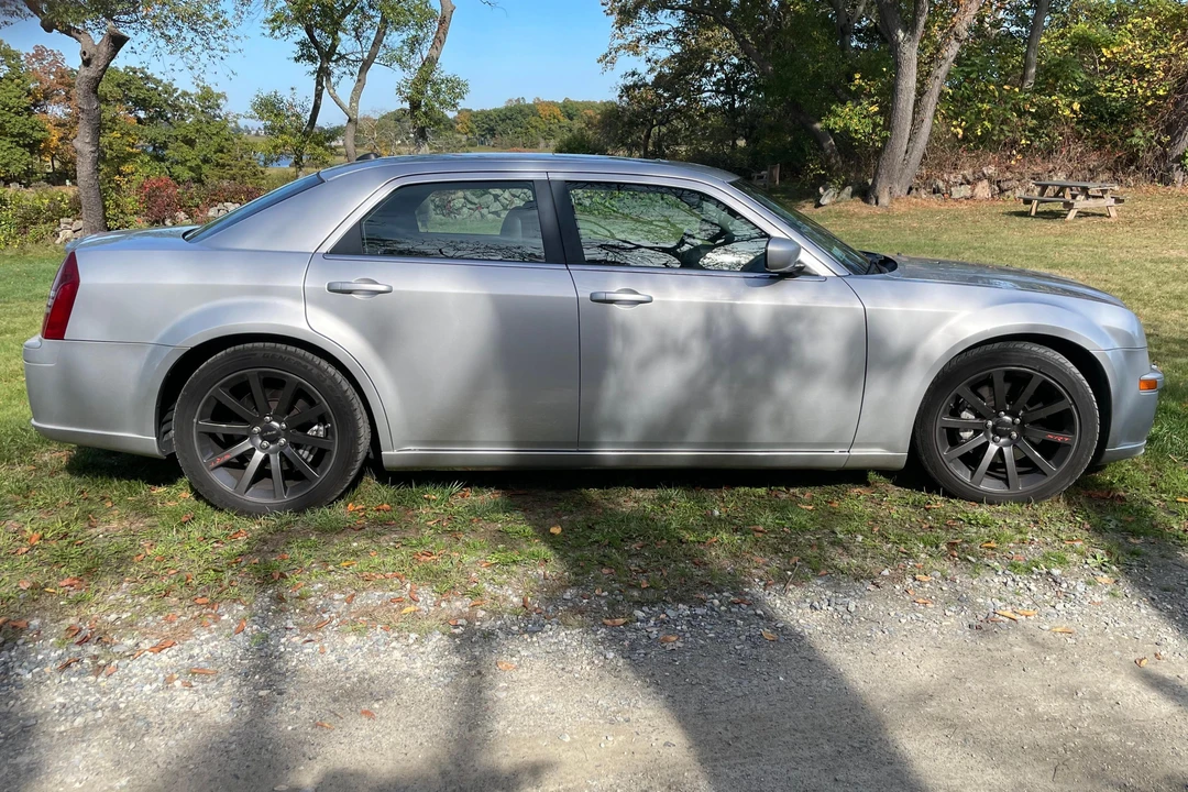 2006 Chrysler 300 (2005-2023) - Image 13 of 31