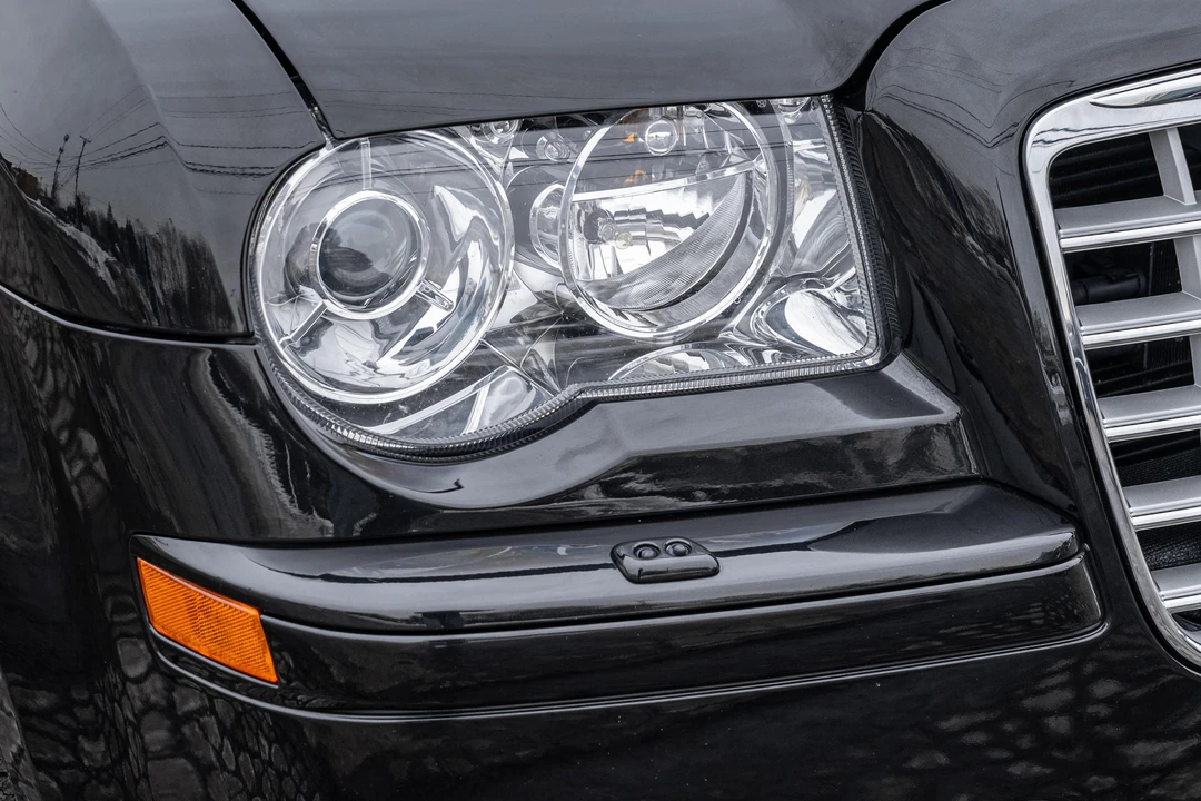 2006 Chrysler 300 (2005-2023) - Image 11 of 31