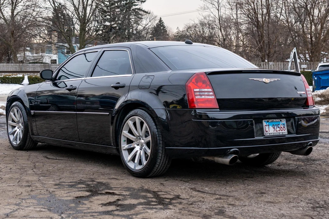2006 Chrysler 300 (2005-2023) - Image 4 of 31