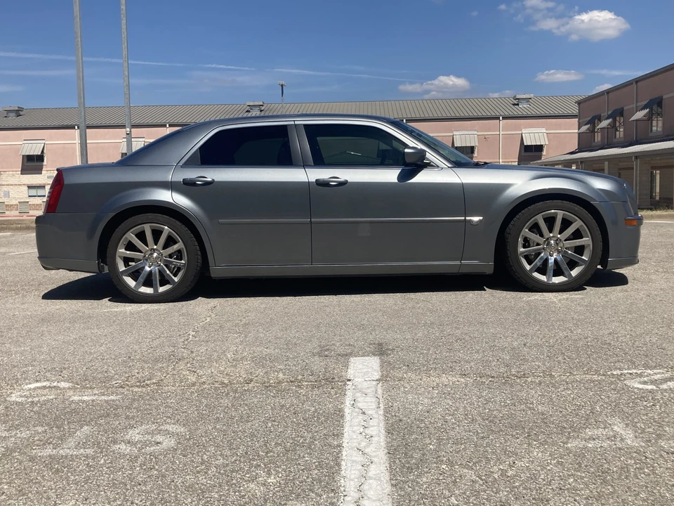 2006 Chrysler 300 (2005-2023) - Image 12 of 31