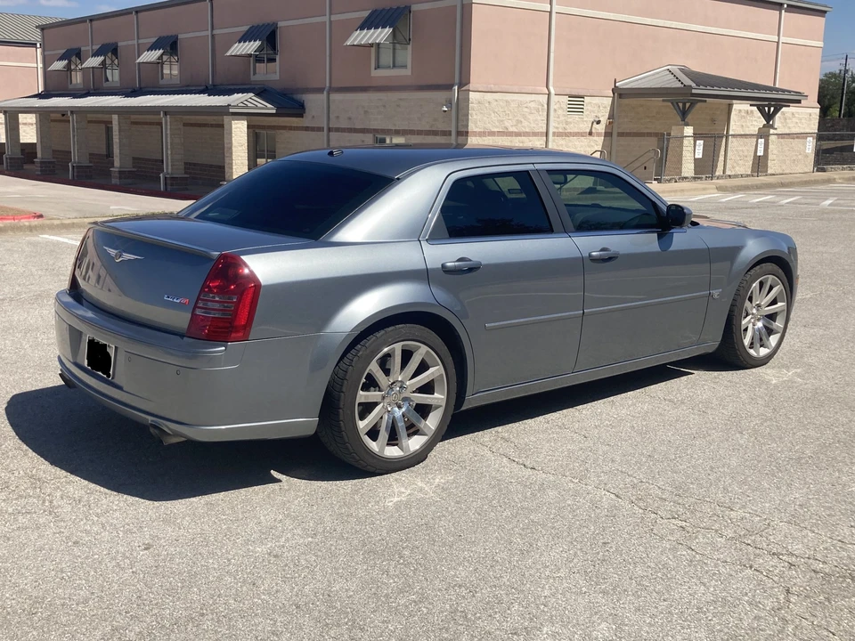 2006 Chrysler 300 (2005-2023) - Image 15 of 31