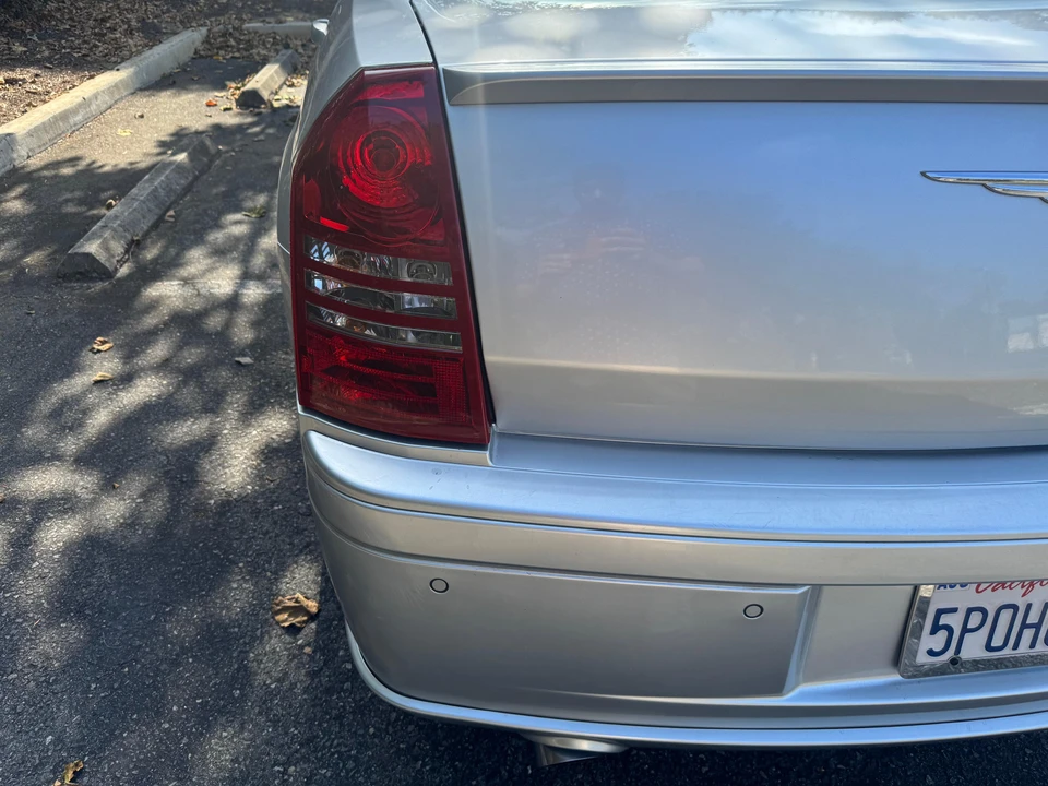 2006 Chrysler 300 (2005-2023) - Image 23 of 31