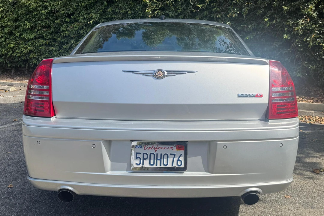 2006 Chrysler 300 (2005-2023) - Image 5 of 31