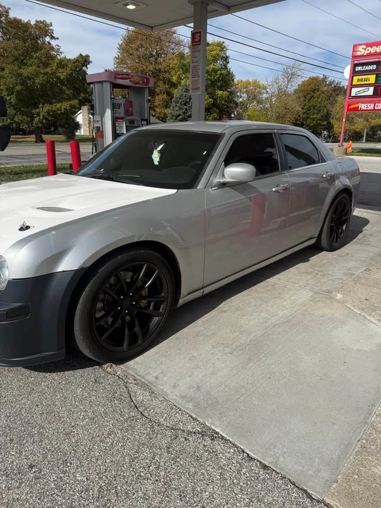 2006 Chrysler 300 (2005-2023) - Image 4 of 5