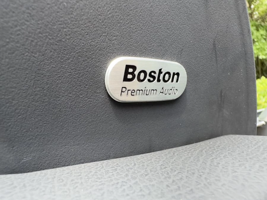 2006 Chrysler 300 (2005-2023) - Image 17 of 29