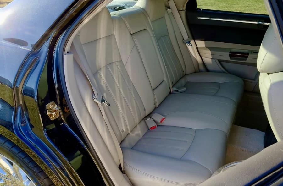 2006 Chrysler 300 (2005-2023) - Image 19 of 24