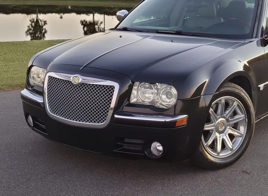 2006 Chrysler 300 (2005-2023) - Image 9 of 24