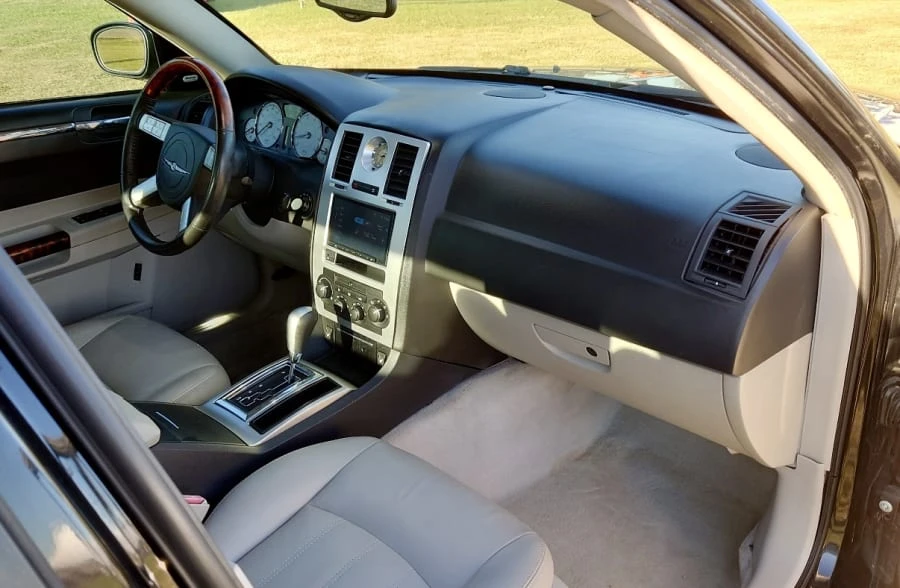 2006 Chrysler 300 (2005-2023) - Image 18 of 24