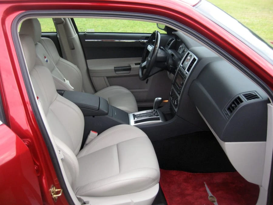 2006 Chrysler 300 (2005-2023) - Image 2 of 10