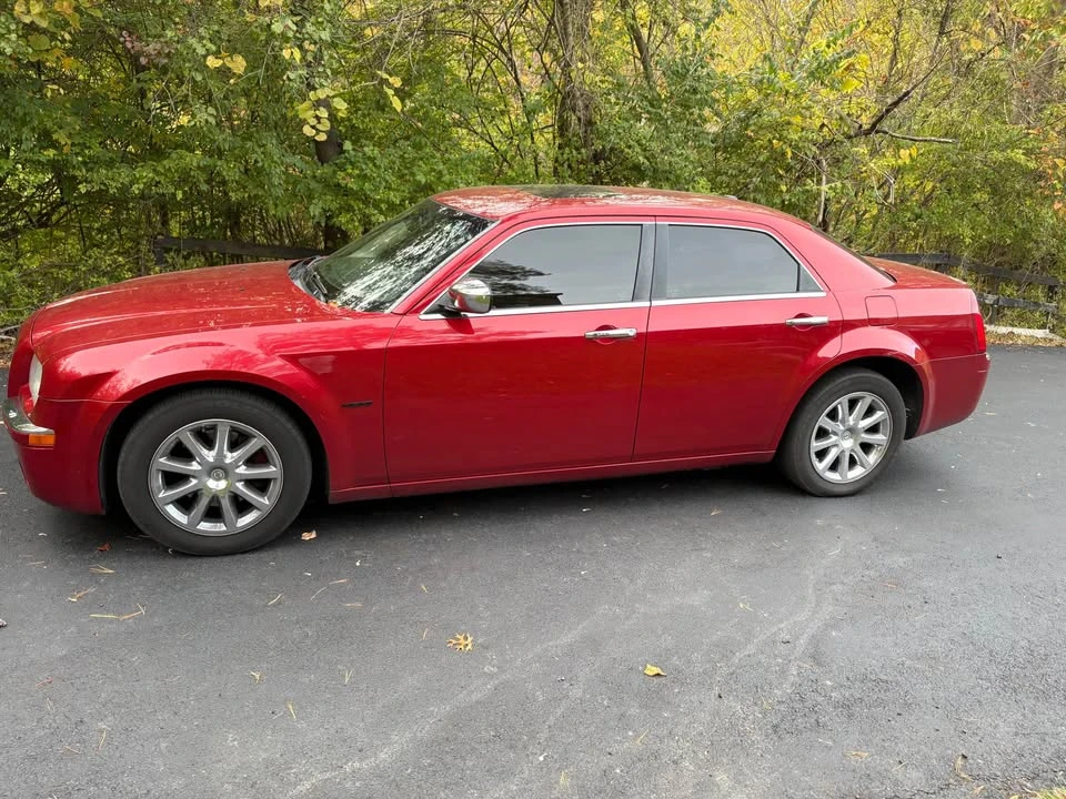 2006 Chrysler 300 (2005-2023) - Image 2 of 16