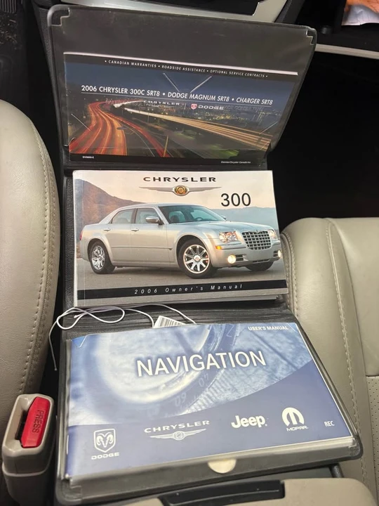 2006 Chrysler 300 (2005-2023) - Image 16 of 16