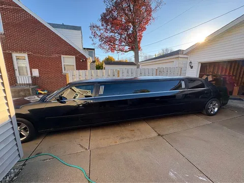 2006 Chrysler 300C Limousine