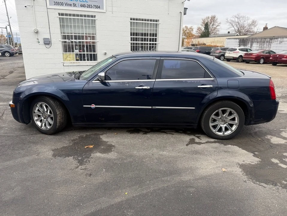 2006 Chrysler 300 (2005-2023) - Image 5 of 17
