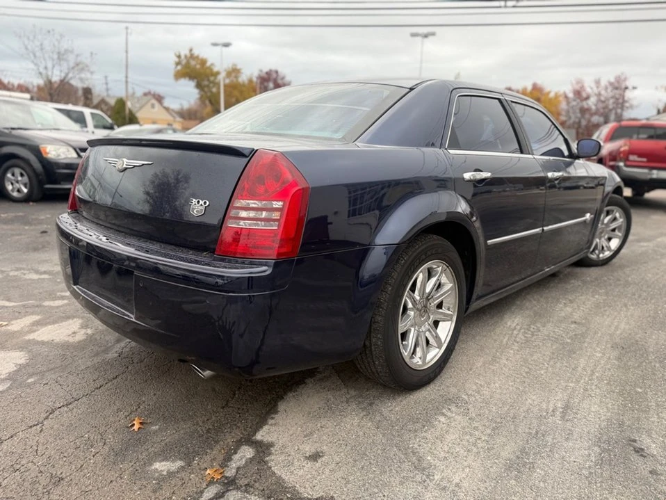 2006 Chrysler 300 (2005-2023) - Image 6 of 17