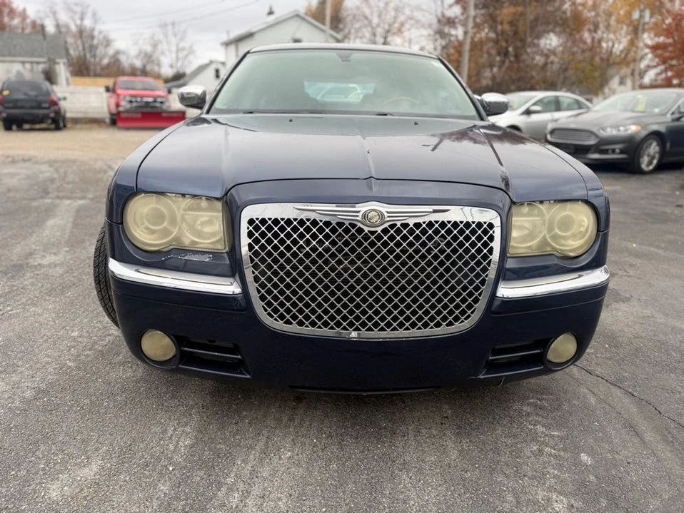 2006 Chrysler 300 (2005-2023) - Image 2 of 17