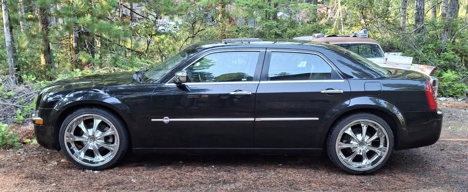 2006 Chrysler 300 (2005-2023) - Image 3 of 20
