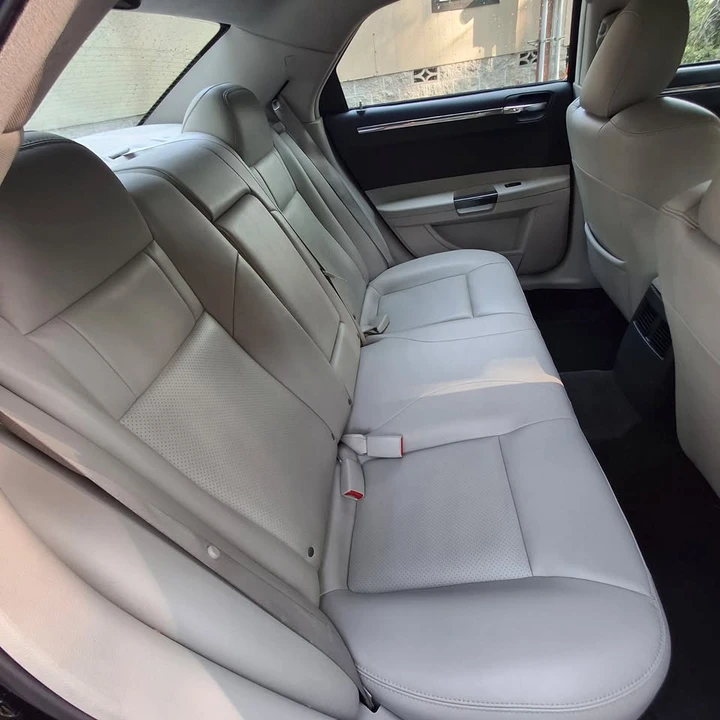 2006 Chrysler 300 (2005-2023) - Image 14 of 20