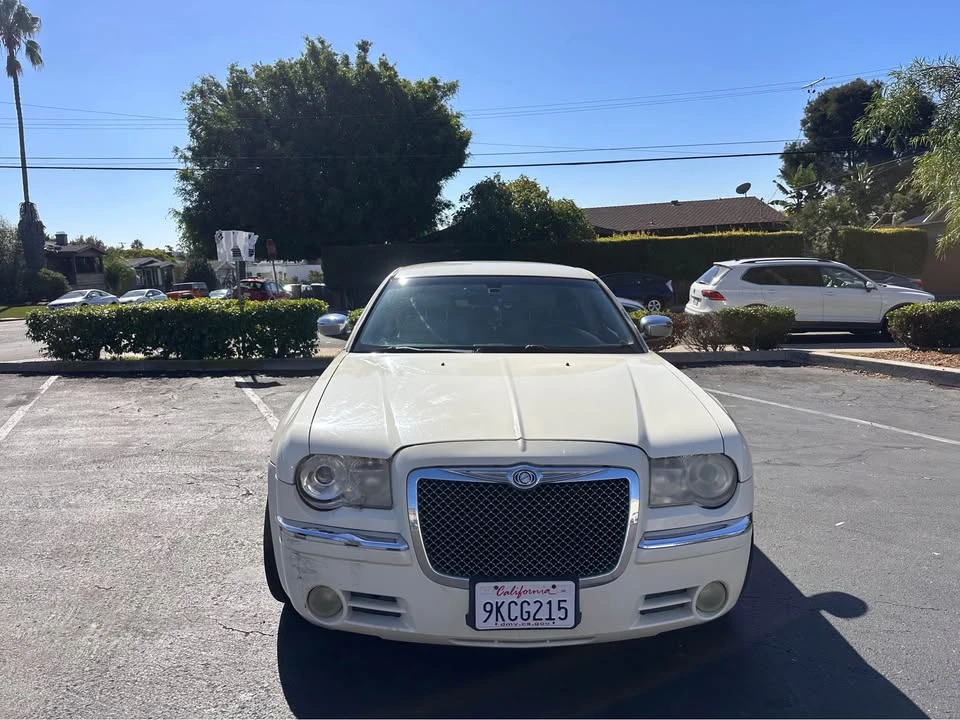 2006 Chrysler 300 (2005-2023) - Image 7 of 17