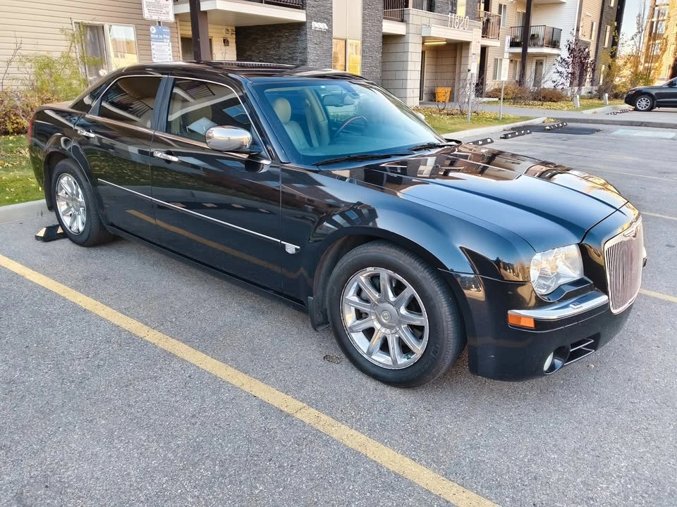 2006 Chrysler 300 (2005-2023) - Image 2 of 11