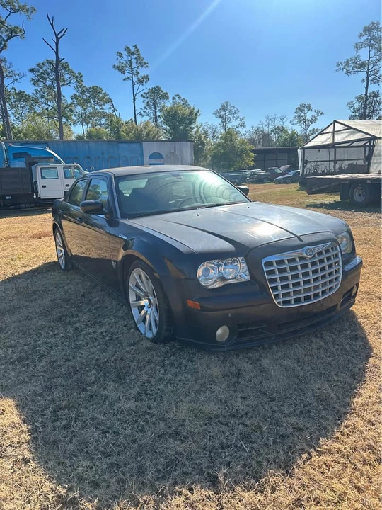 2006 Chrysler 300 (2005-2023) - Image 2 of 9