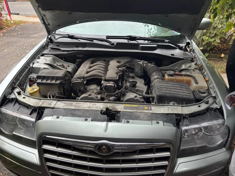 2006 Chrysler 300 (2005-2023) - Image 9 of 11