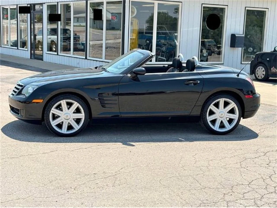 2006 Chrysler Crossfire - Image 6 of 13