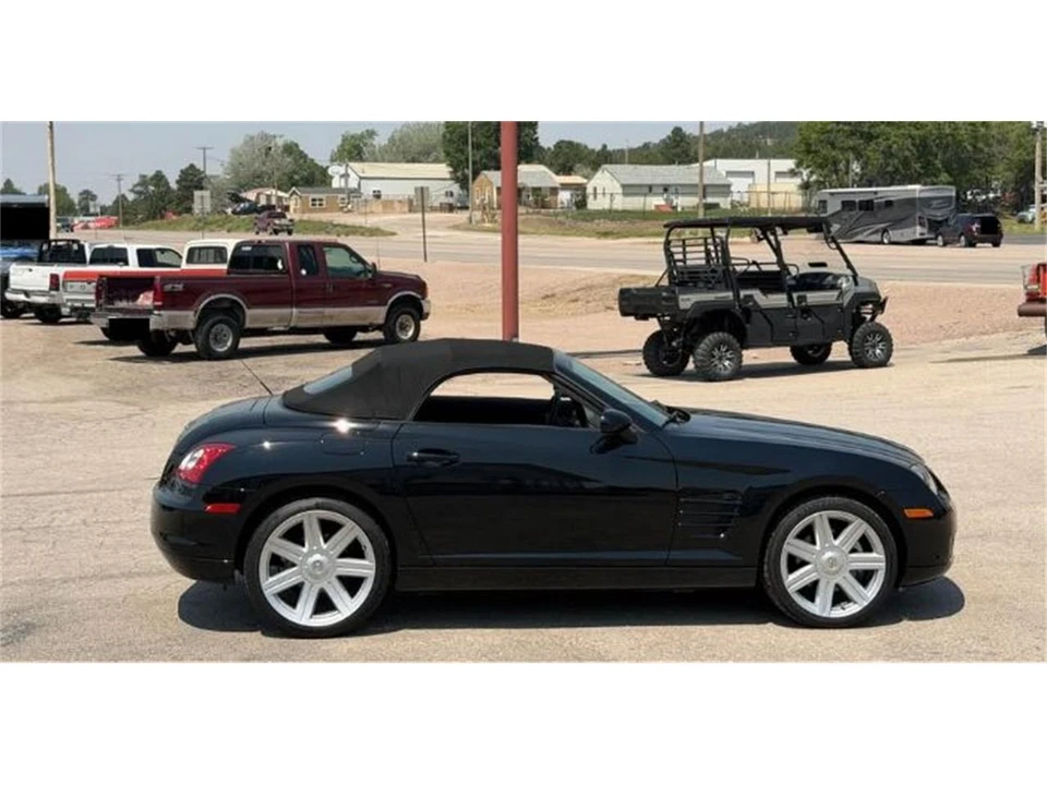 2006 Chrysler Crossfire - Image 3 of 13