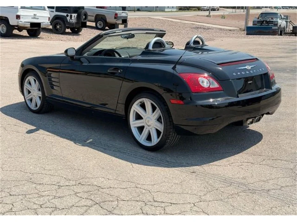 2006 Chrysler Crossfire - Image 4 of 13