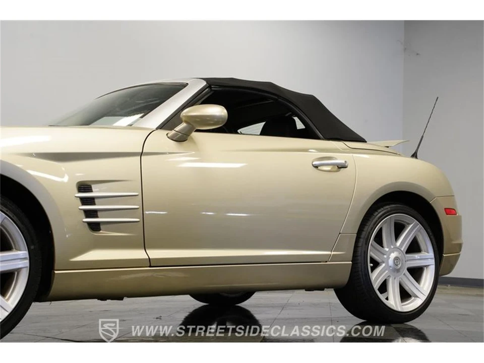 2006 Chrysler Crossfire - Image 21 of 31