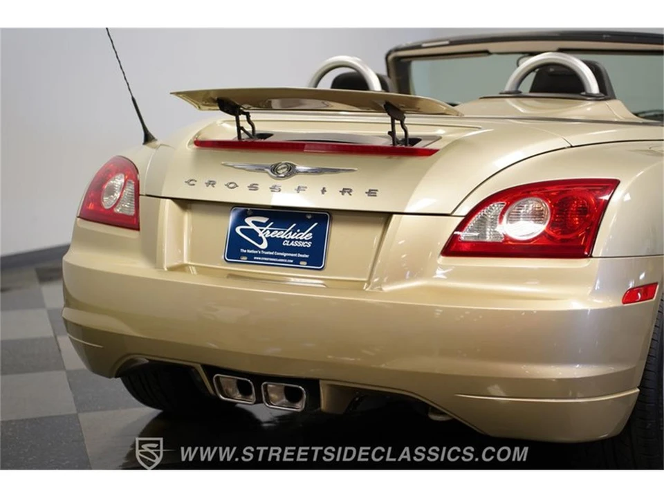 2006 Chrysler Crossfire - Image 25 of 31