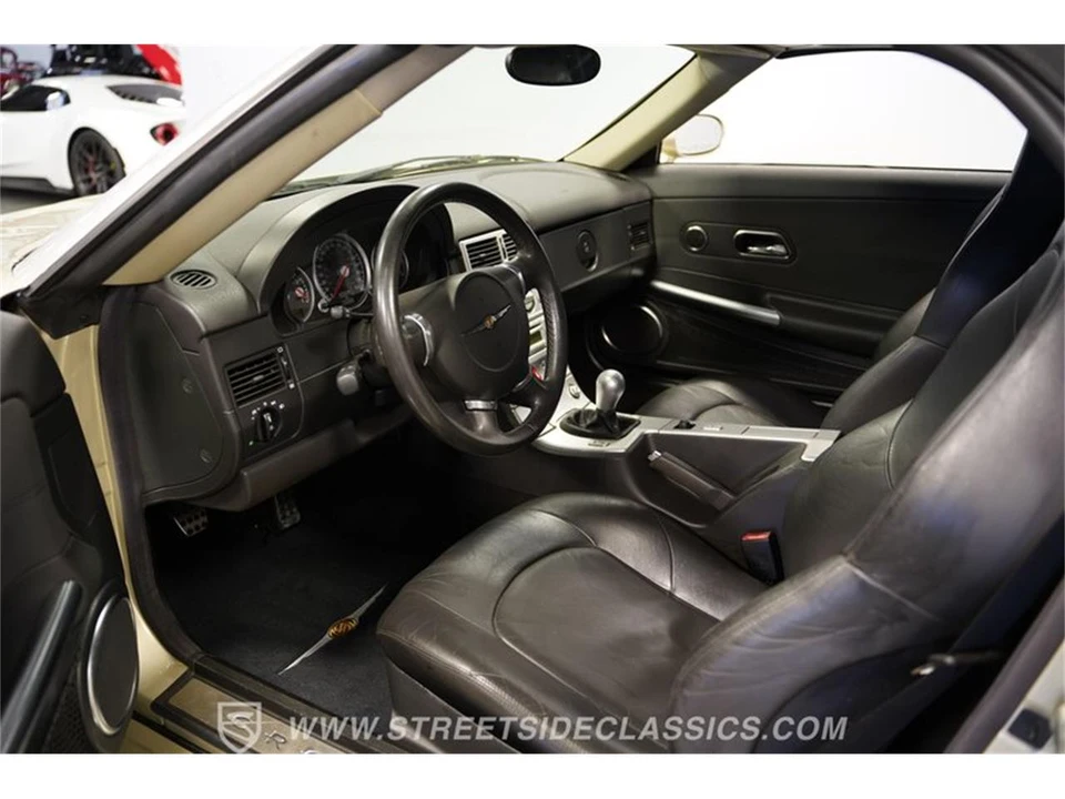2006 Chrysler Crossfire - Image 2 of 31