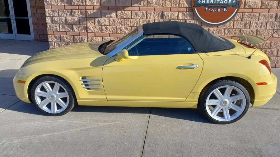 2006 Chrysler Crossfire - Image 2 of 5