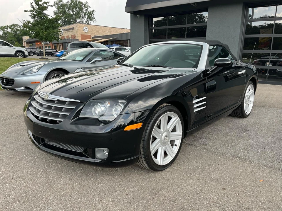 2006 Chrysler Crossfire - Image 4 of 31