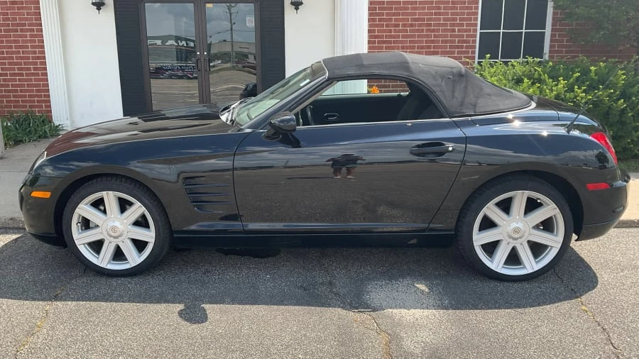2006 Chrysler Crossfire - Image 11 of 13