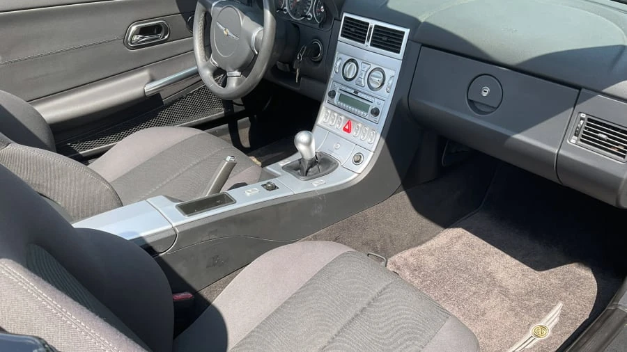 2006 Chrysler Crossfire - Image 5 of 13