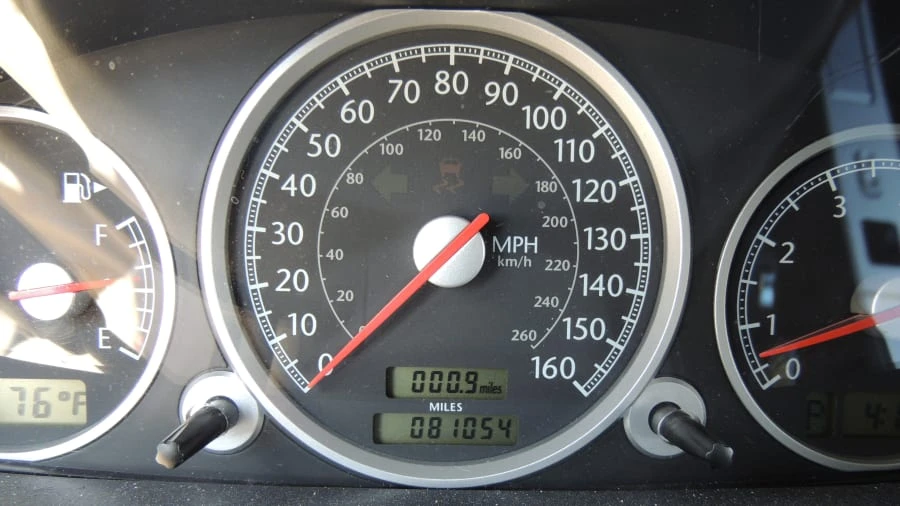 2006 Chrysler Crossfire - Image 5 of 30