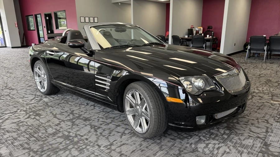 2006 Chrysler Crossfire - Image 5 of 12