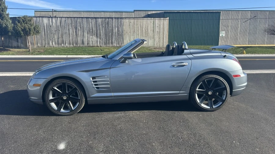 2006 Chrysler Crossfire - Image 2 of 12