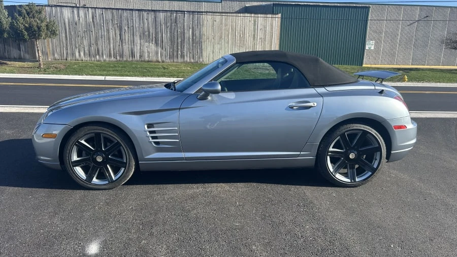 2006 Chrysler Crossfire - Image 5 of 12