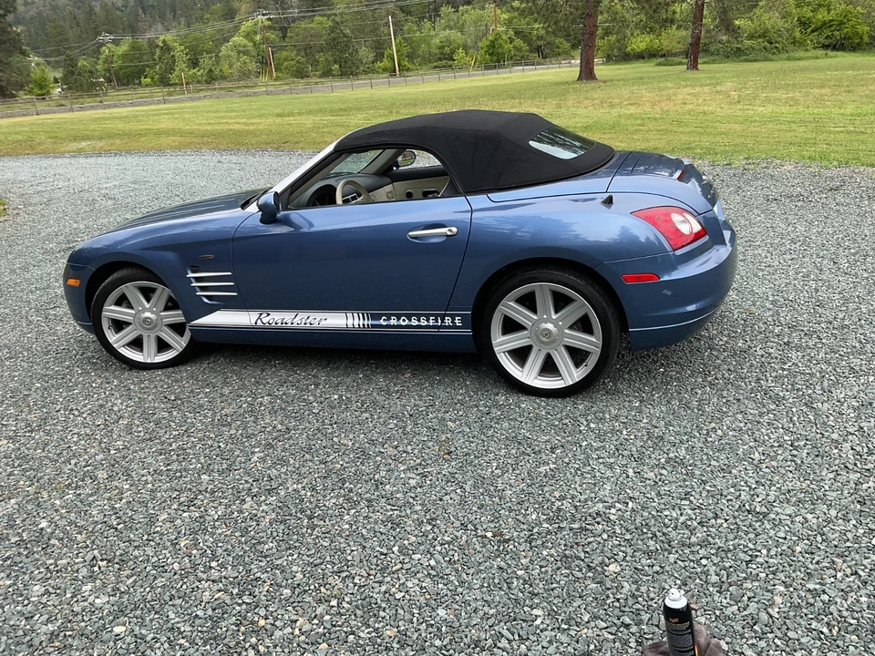 2006 Chrysler Crossfire - Image 18 of 20