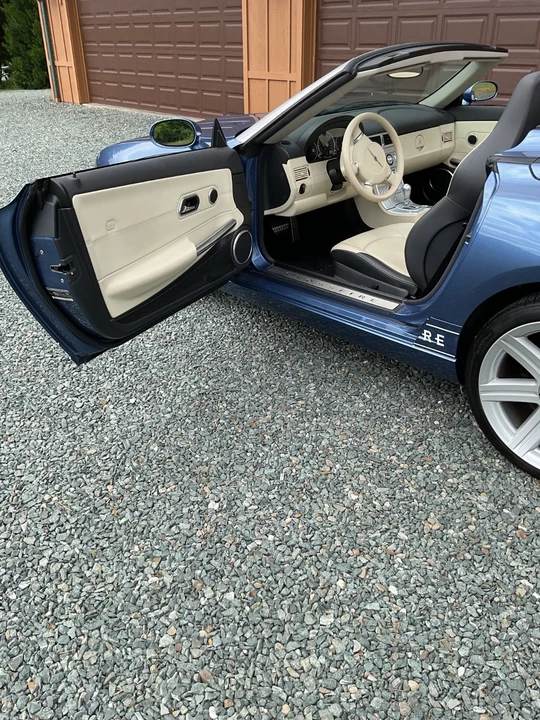 2006 Chrysler Crossfire - Image 3 of 20